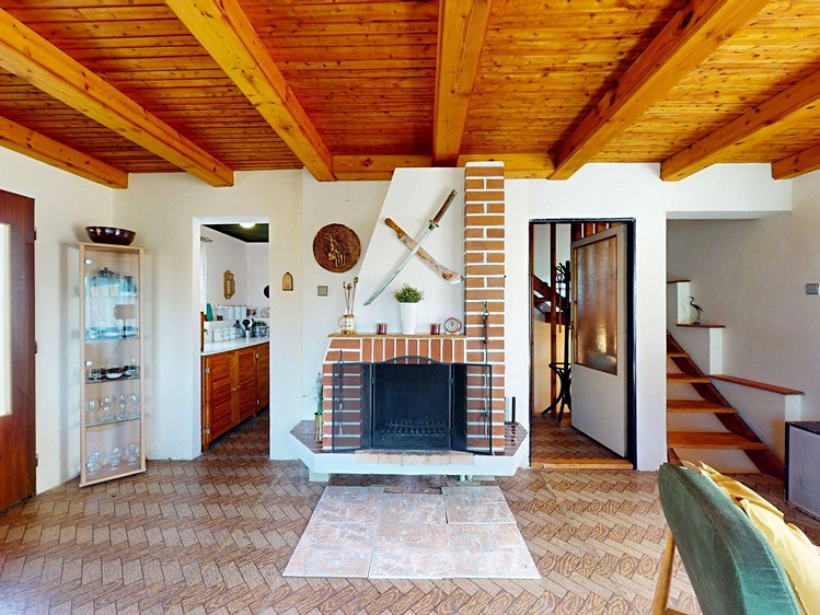 Prodej rodinného domu 116 m², pozemek 384 m² - foto 1