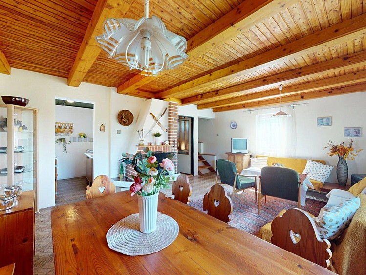Prodej rodinného domu 116 m², pozemek 384 m² - foto 2