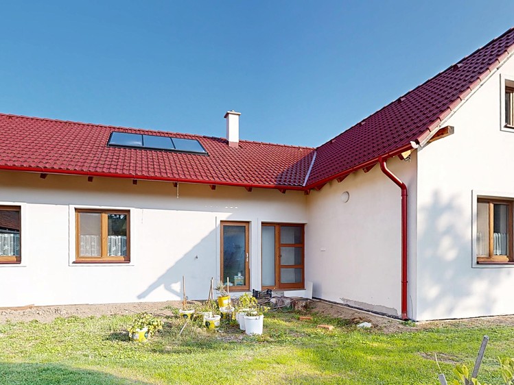 Prodej rodinného domu 121 m², pozemek 966 m² - foto 3