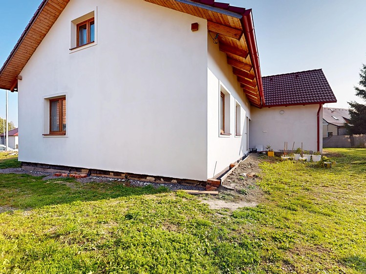 Prodej rodinného domu 121 m², pozemek 966 m² - foto 5