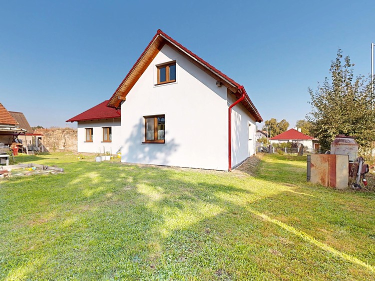 Prodej rodinného domu 121 m², pozemek 966 m² - foto 7