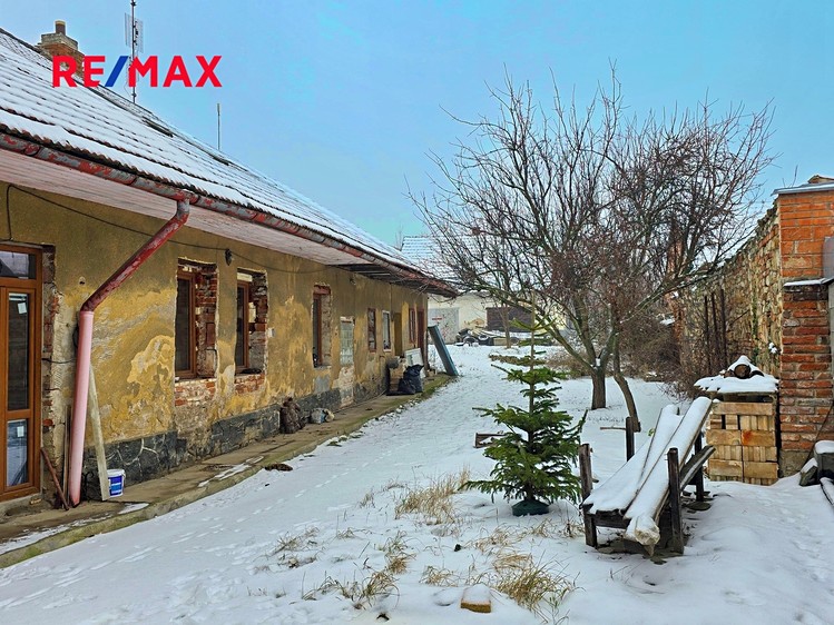 Prodej rodinného domu 155 m², pozemek 913 m² - foto 3