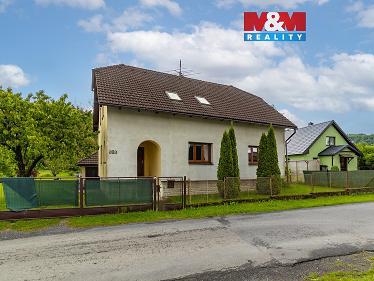 Prodej rodinného domu 145 m², pozemek 1 474 m² - foto 1