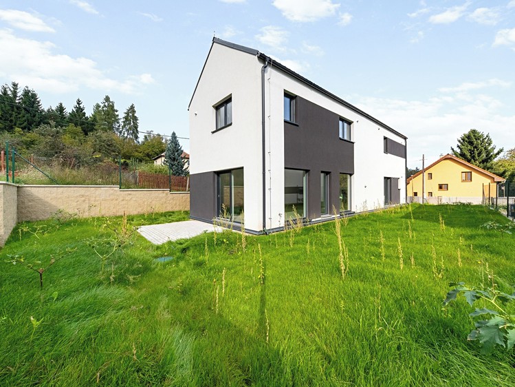 Prodej  rodinného domu 161 m², pozemek 919 m² - foto 4