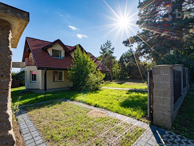Pronájem rodinného domu 153 m², pozemek 1 380 m² - foto 2