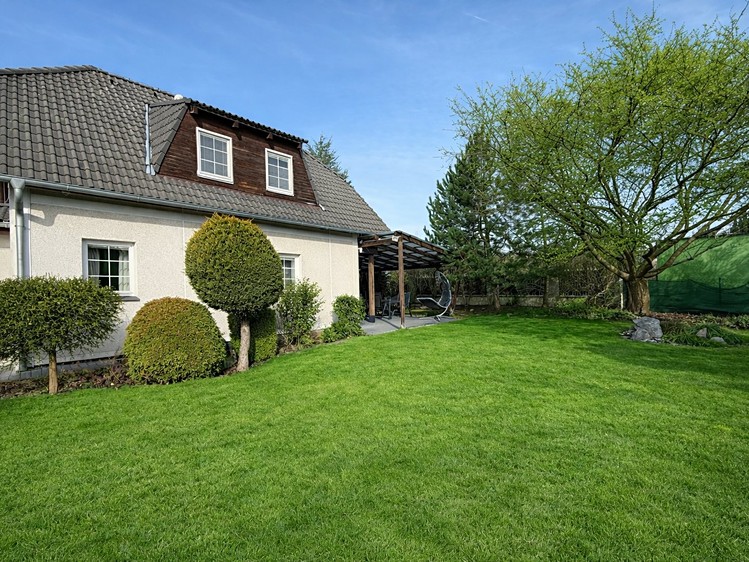 Pronájem rodinného domu 116 m², pozemek 948 m² - foto 3
