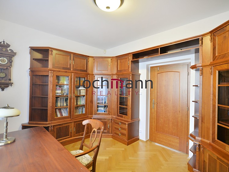 Pronájem vily 300 m², pozemek 719 m² - foto 7