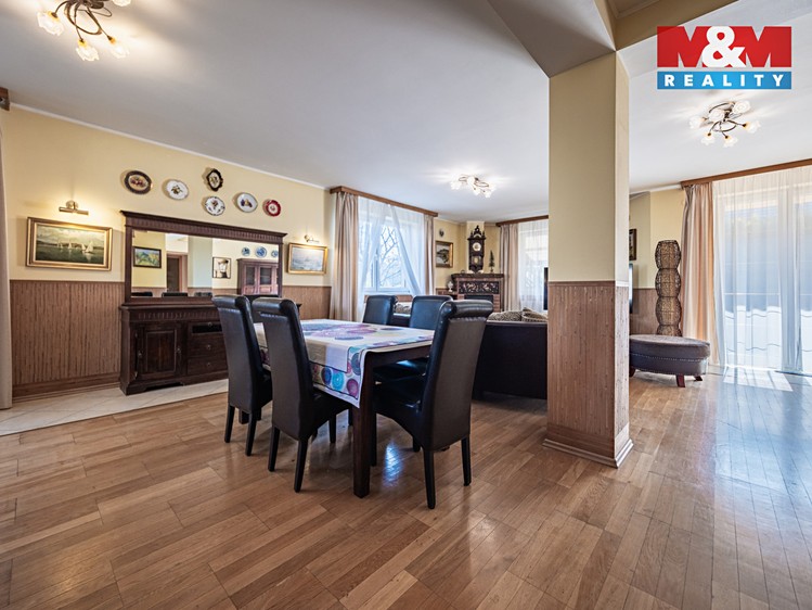 Pronájem rodinného domu 220 m², pozemek 850 m² - foto 6