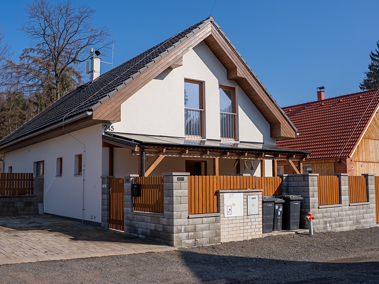 Pronájem rodinného domu 160 m², pozemek 926 m² - foto 4