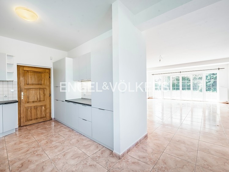 Pronájem vily 610 m², pozemek 747 m² - foto 4