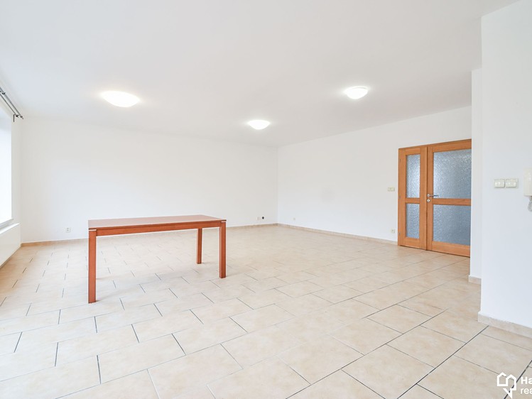 Pronájem rodinného domu 150 m², pozemek 1 077 m² - foto 4