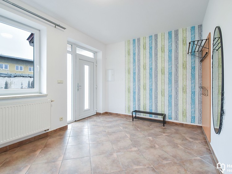 Pronájem rodinného domu 150 m², pozemek 1 077 m² - foto 6