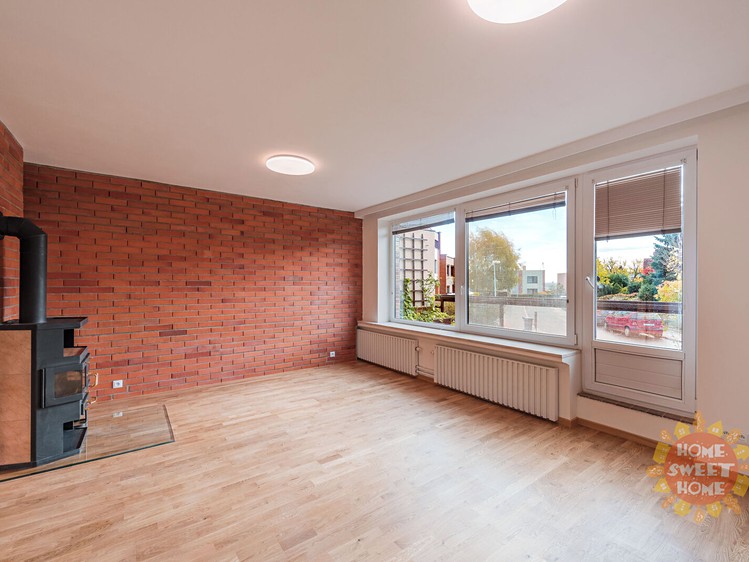Pronájem rodinného domu 265 m², pozemek 191 m² - foto 4