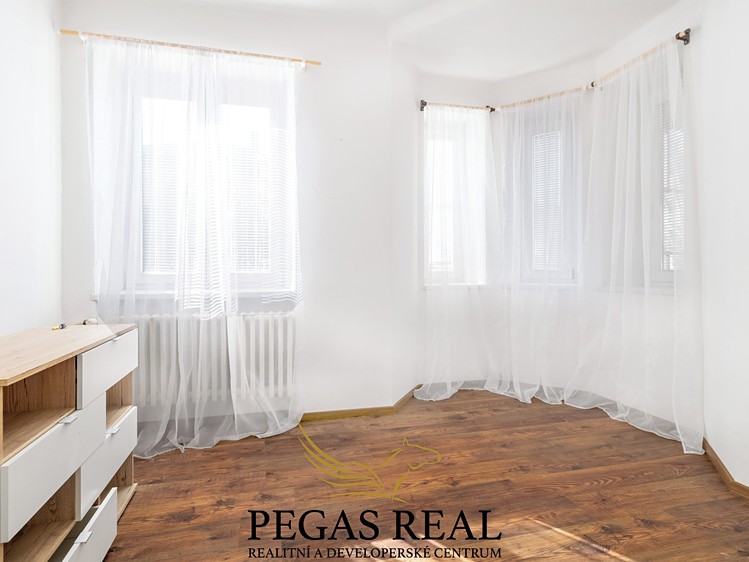 Pronájem rodinného domu 85 m², pozemek 634 m² - foto 3