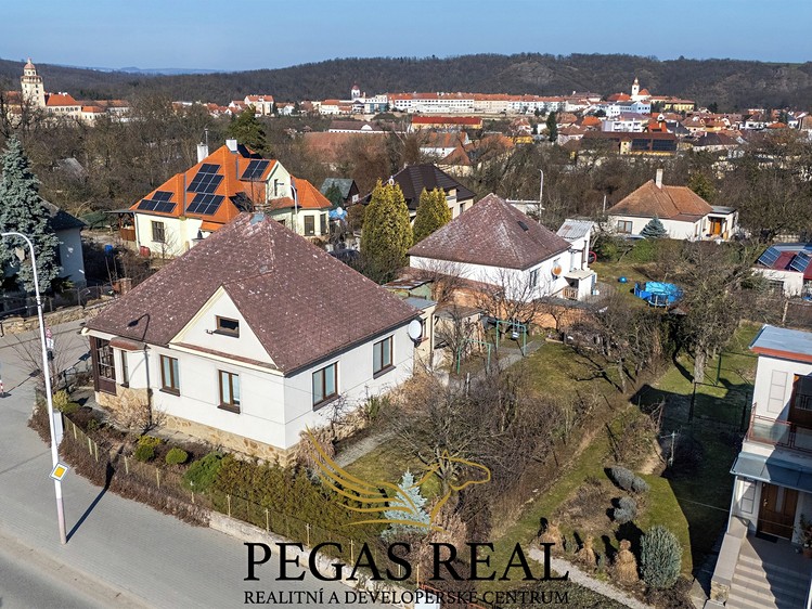 Pronájem rodinného domu 85 m², pozemek 634 m² - foto 4