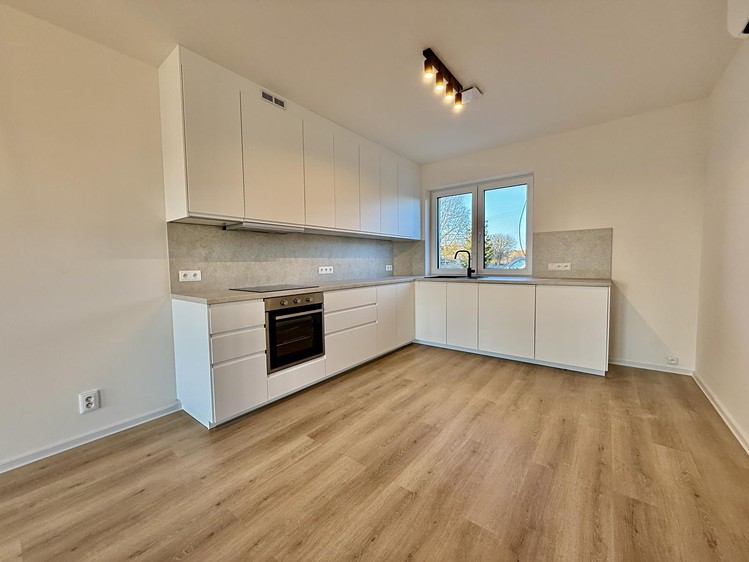 Pronájem rodinného domu 100 m², pozemek 100 m² - foto 3