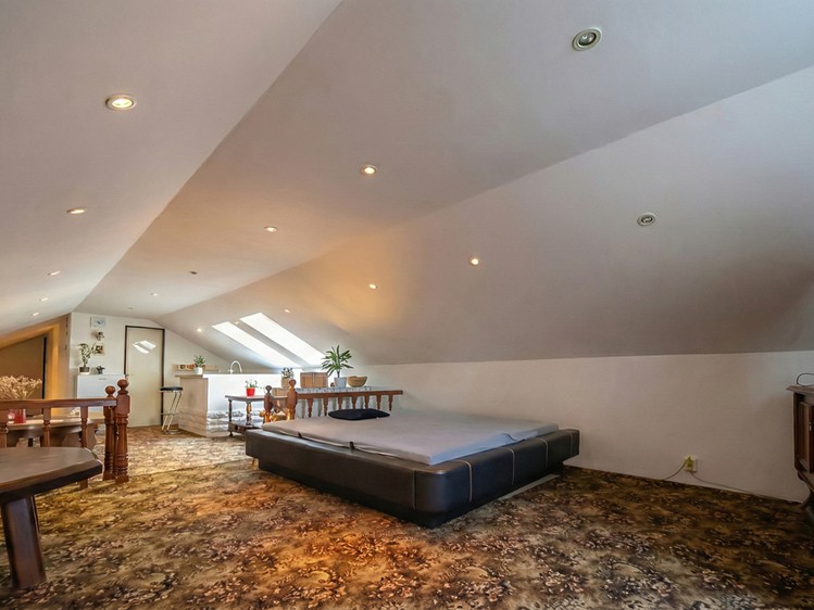 Pronájem rodinného domu 170 m², pozemek 347 m² - foto 8