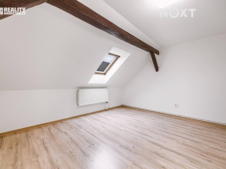 Pronájem rodinného domu 160 m², pozemek 364 m² - foto 2