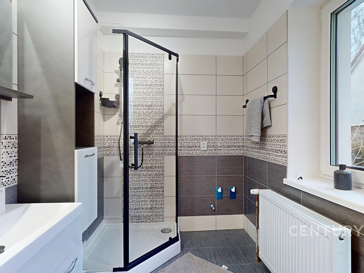 Pronájem rodinného domu 83 m², pozemek 561 m² - foto 2