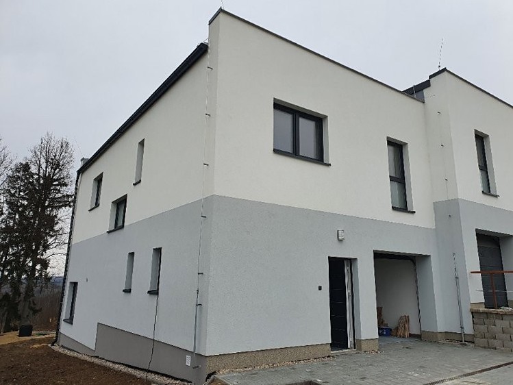 Pronájem rodinného domu 160 m², pozemek 670 m² - foto 3