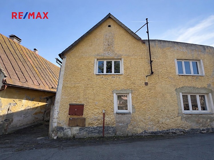 Prodej stavebního pozemku 358 m² - foto 2