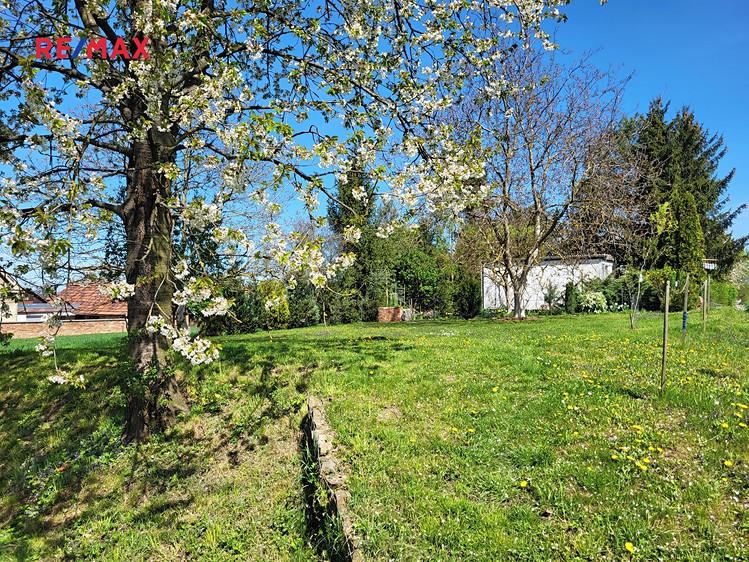 Prodej stavebního pozemku 2 192 m² - foto 5