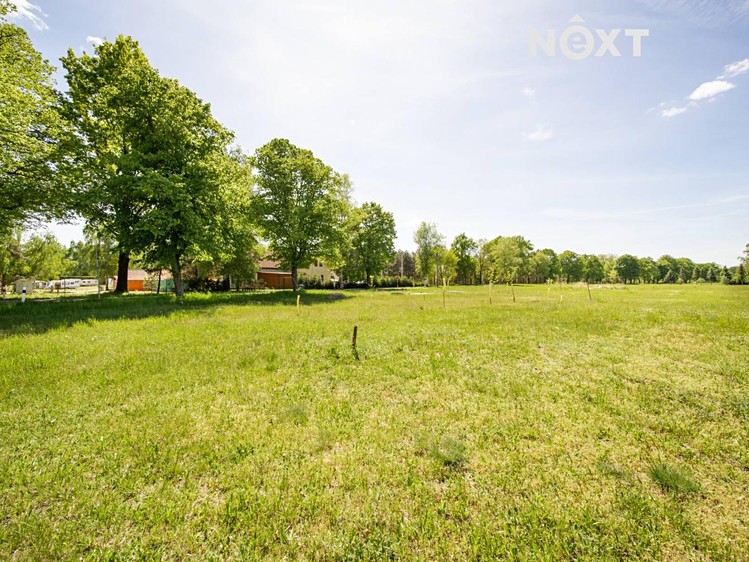 Prodej stavebního pozemku 1 756 m² - foto 2
