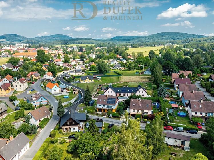 Prodej stavebního pozemku 1 608 m² - foto 6