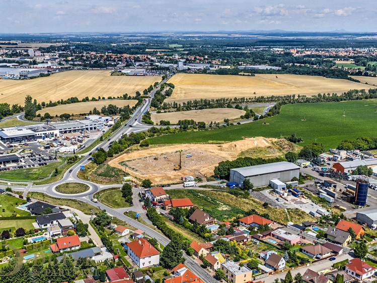 Prodej komerčního pozemku 27 803 m² - foto 2