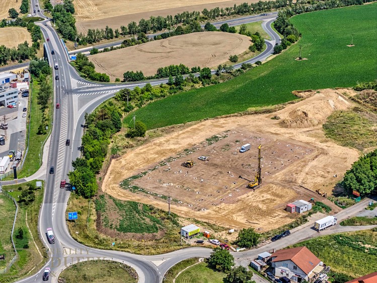 Prodej komerčního pozemku 27 803 m² - foto 3