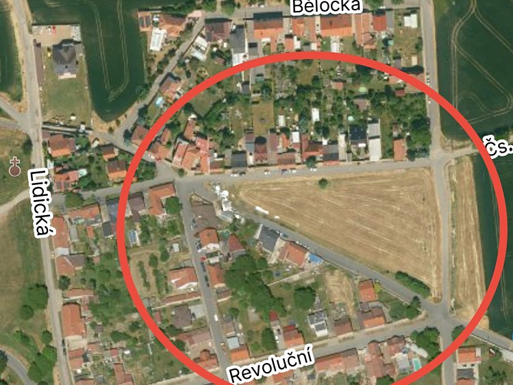 Prodej stavebního pozemku 799 m² - foto 1