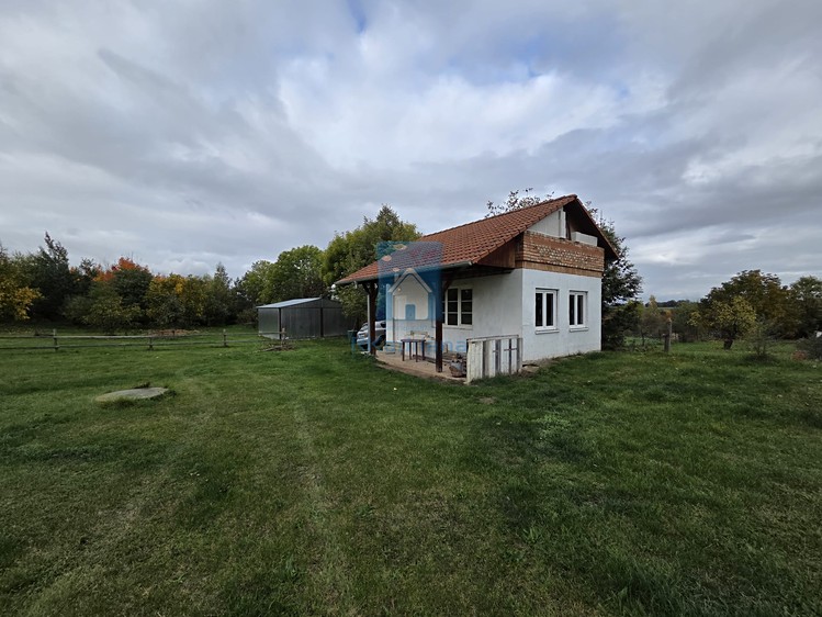 Prodej stavebního pozemku 6 040 m² - foto 1