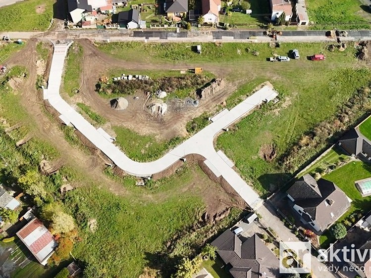 Prodej stavebního pozemku 1 281 m² - foto 6