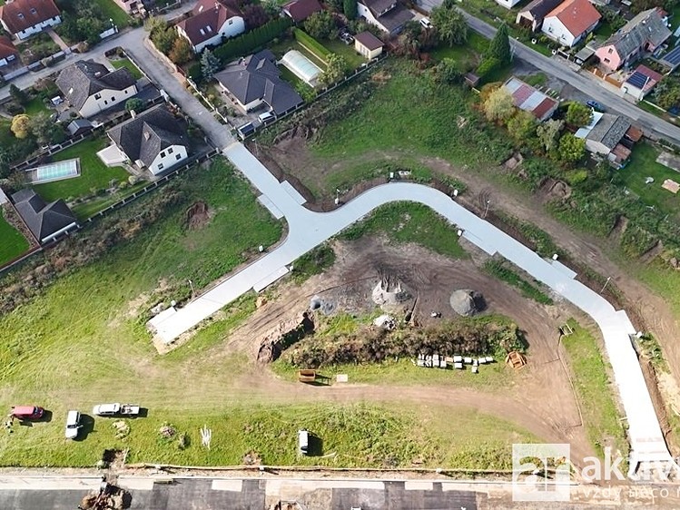 Prodej stavebního pozemku 1 281 m² - foto 7