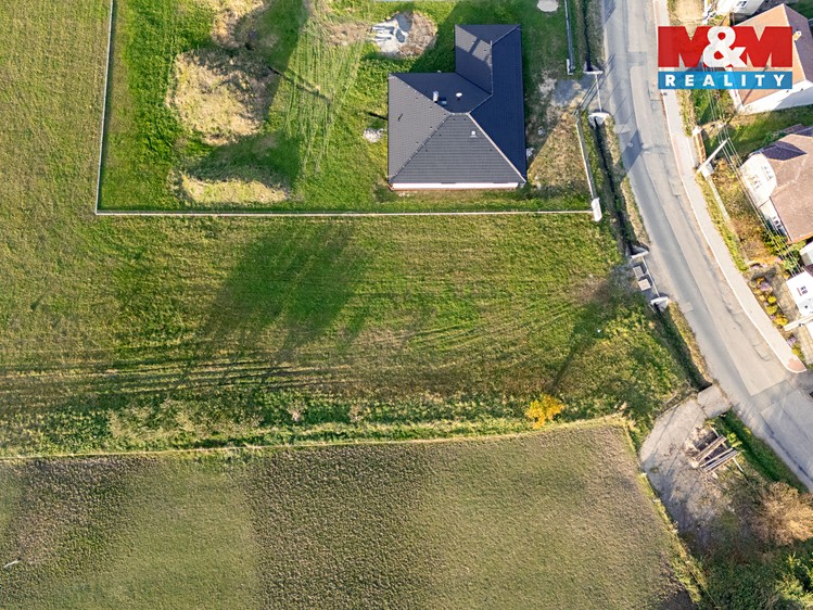 Prodej stavebního pozemku 1 388 m² - foto 3