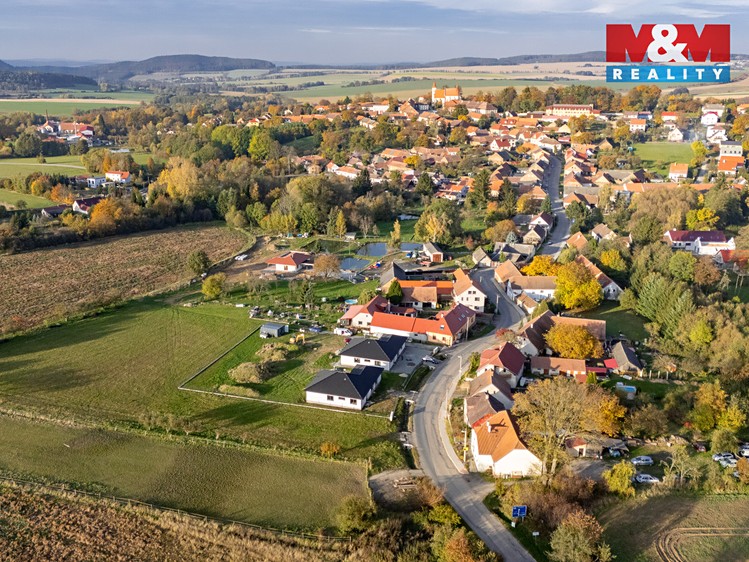 Prodej stavebního pozemku 1 388 m² - foto 6