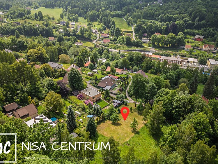 Prodej stavebního pozemku 1 217 m² - foto 1