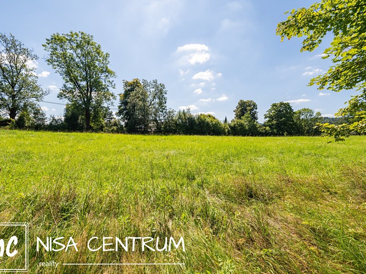 Prodej stavebního pozemku 1 400 m² - foto 8
