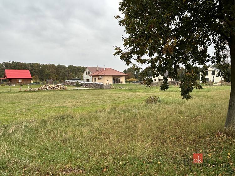 Prodej stavebního pozemku 629 m² - foto 1