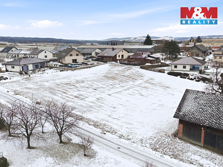 Prodej stavebního pozemku 1 749 m² - foto 5