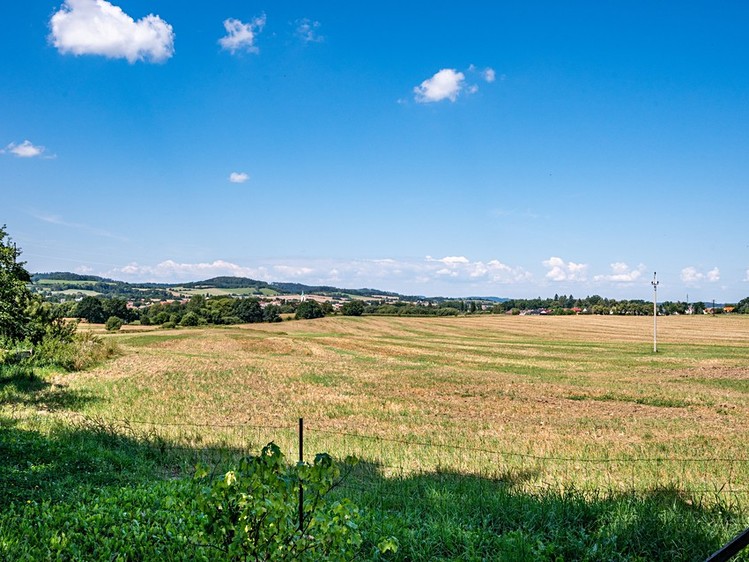 Prodej stavebního pozemku 926 m² - foto 6