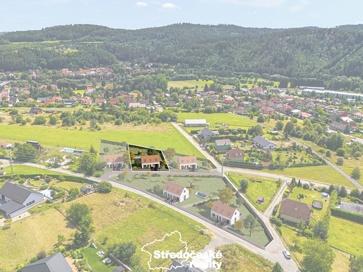 Prodej stavebního pozemku 921 m² - foto 3
