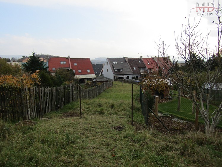 Prodej stavebního pozemku 311 m² - foto 1