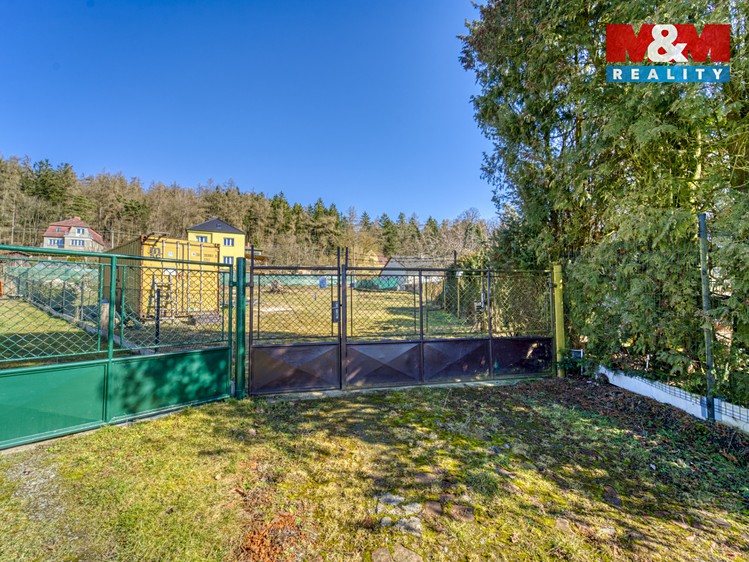 Prodej stavebního pozemku 997 m² - foto 3