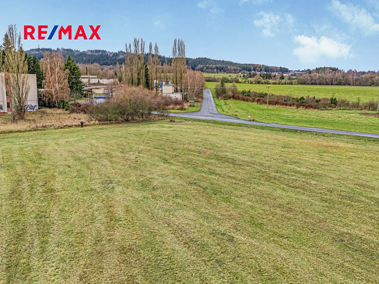 Prodej stavebního pozemku 5 600 m² - foto 6
