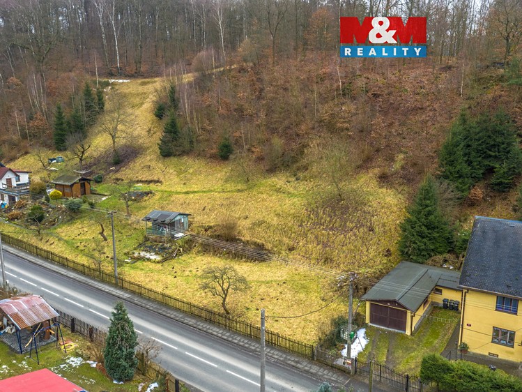 Prodej stavebního pozemku 1 349 m² - foto 1