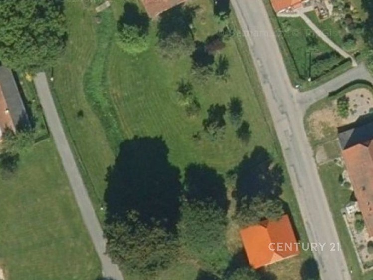 Prodej stavebního pozemku 1 300 m² - foto 6