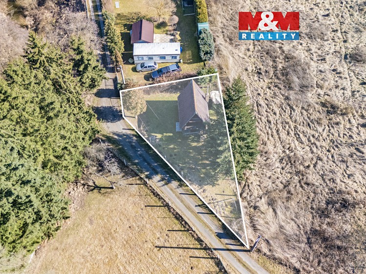 Prodej stavebního pozemku 305 m² - foto 1