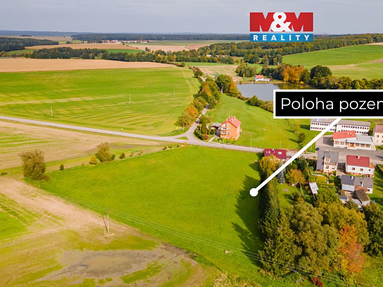 Prodej stavebního pozemku 2 061 m² - foto 1