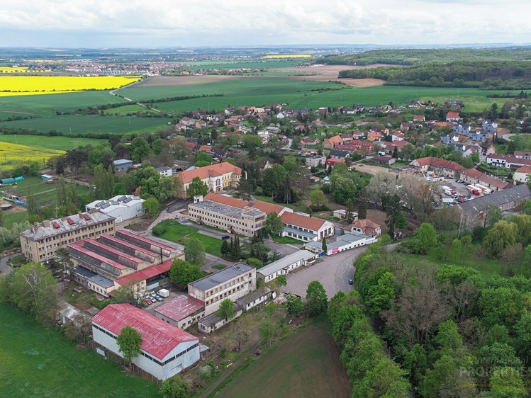 Prodej stavebního pozemku 822 m² - foto 3